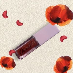 Lip oil QUEEN V COSMETIC